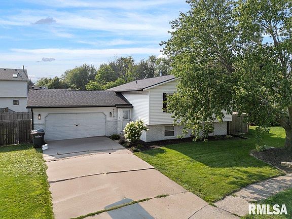 2nd image of 4710 Lockwood Ct