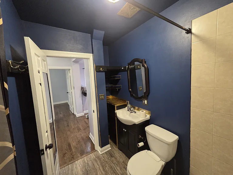 1946 W Touhy Ave #1 — Photo 13