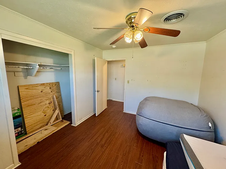 517 N Lydia St — Photo 8