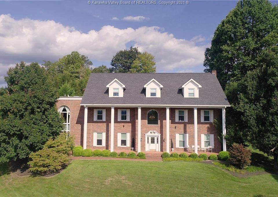 1st image of 8 Southcove Ln