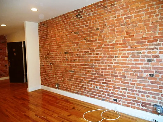 Rented by PMG Real Estate  | media 30