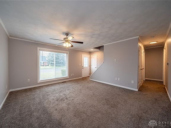 4th image of 401 Kings Chapel Dr