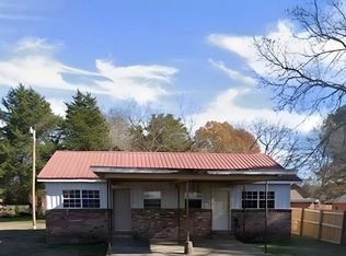 404 Maple St, Morrilton, AR 72110