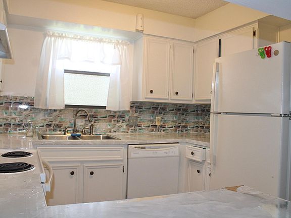 5th image of 1601 Onion Creek Village Dr #B