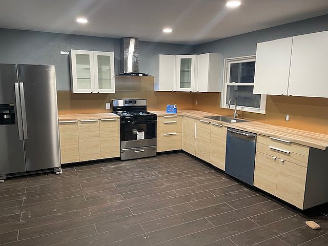 2nd image of 8011 27th Ave #A