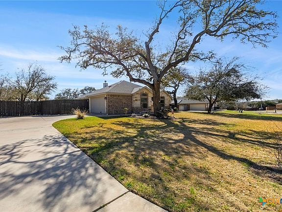 5th image of 166 Mountain Rose Rd