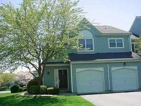 2nd image of 172 Lakebridge Dr N