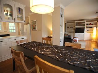 208 Willow Ln, Decatur, GA 30030