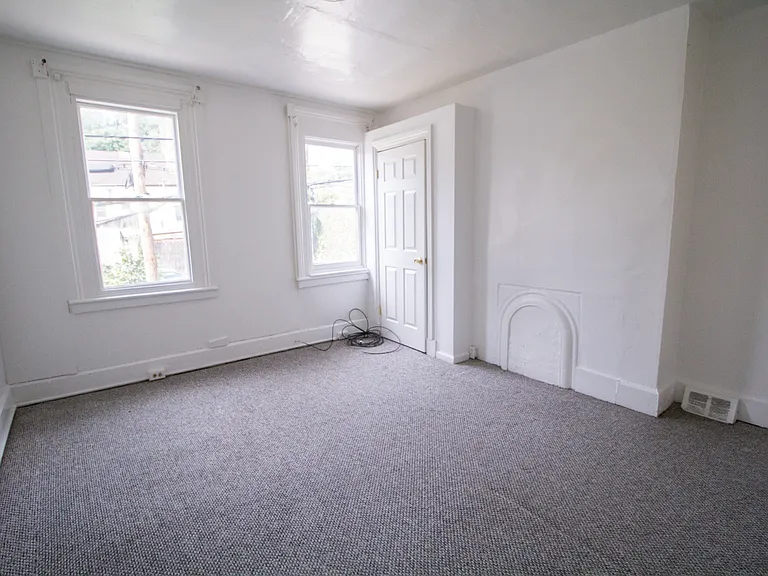 1710 Watson St — Photo 3