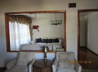 5 Dill Ct, Edison, NJ 08817