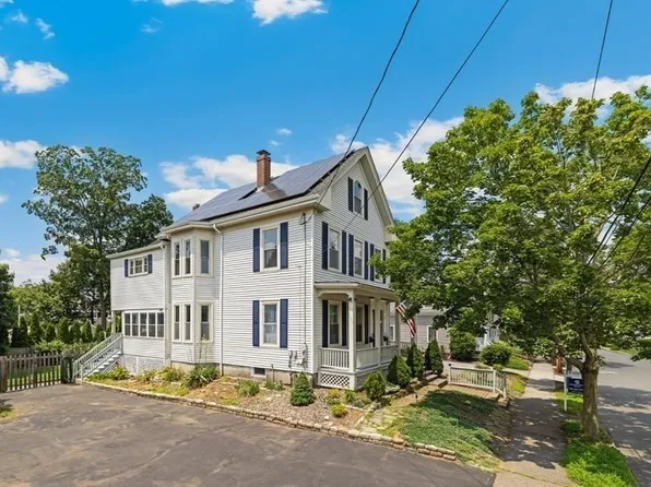 40-42 Bancroft Ave, Reading, MA 01867