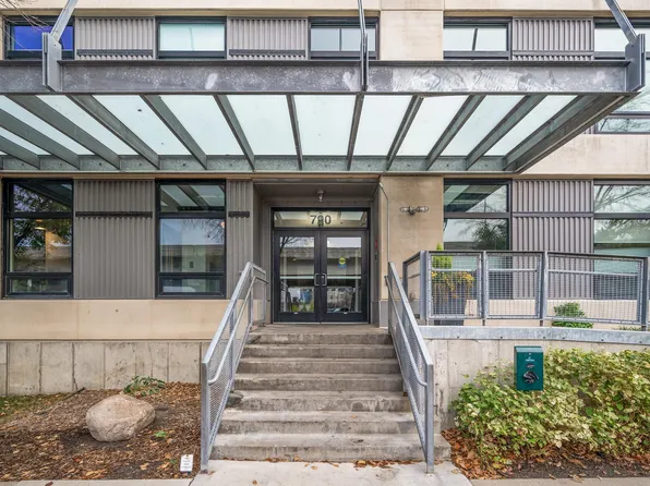 720 4th St N #310, Minneapolis, MN 55401