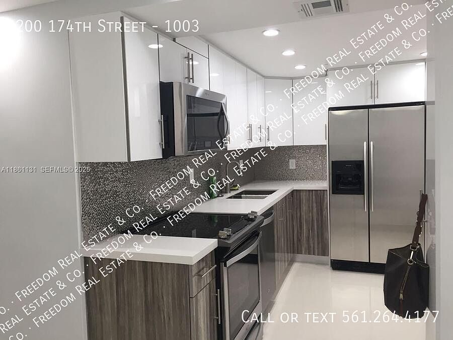 2nd image of 200 NE 174th St #1003