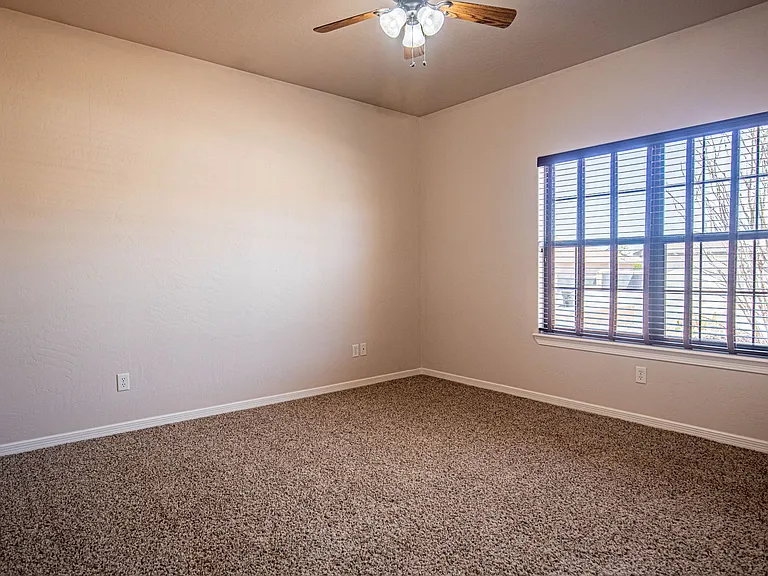 1124 Pajarito Dr — Photo 39