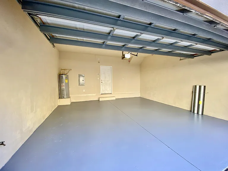 335 E Thatch Palm Cir #104 — Photo 27
