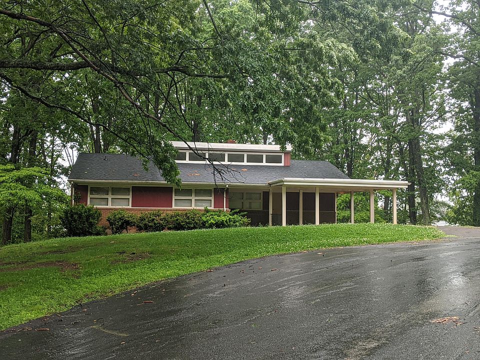 1st image of 606 Maplewood Dr