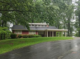 606 Maplewood Dr, Vinton, VA 24179