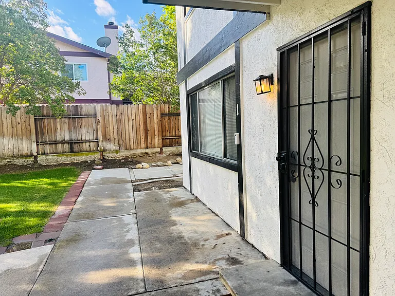 5809 Fairfax Rd #1 — Photo 3