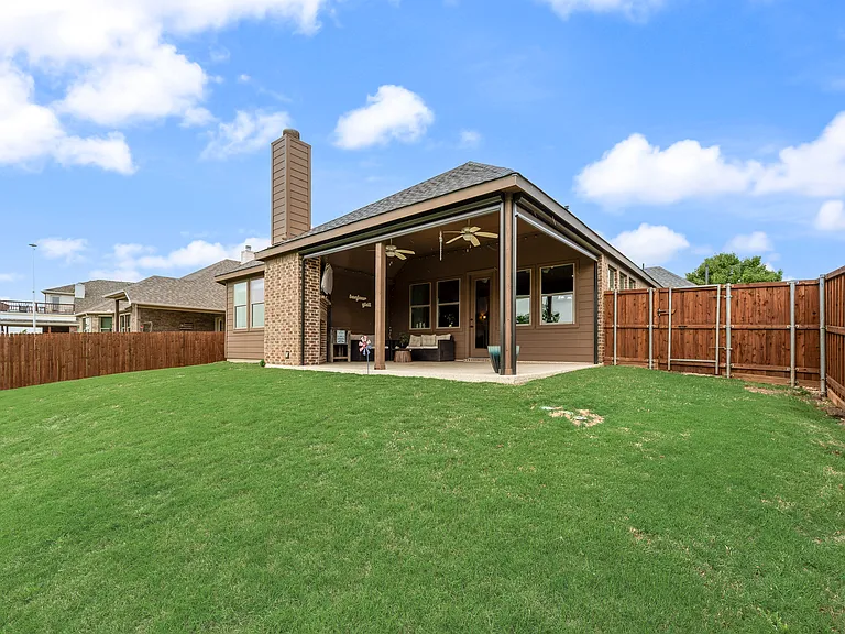 2112 Benjamin Creek Dr — Photo 48
