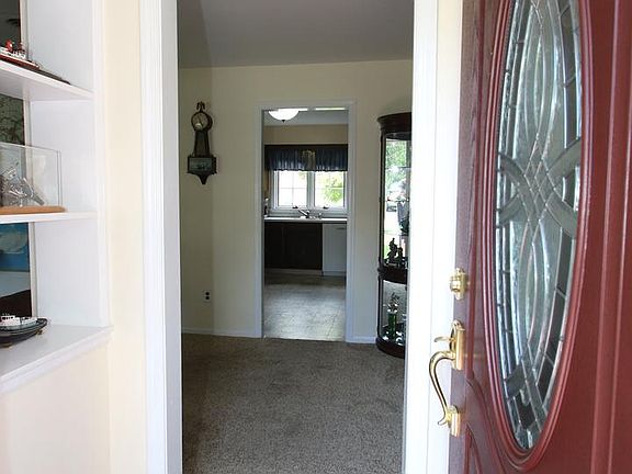 3rd image of 304 Hamilton St
