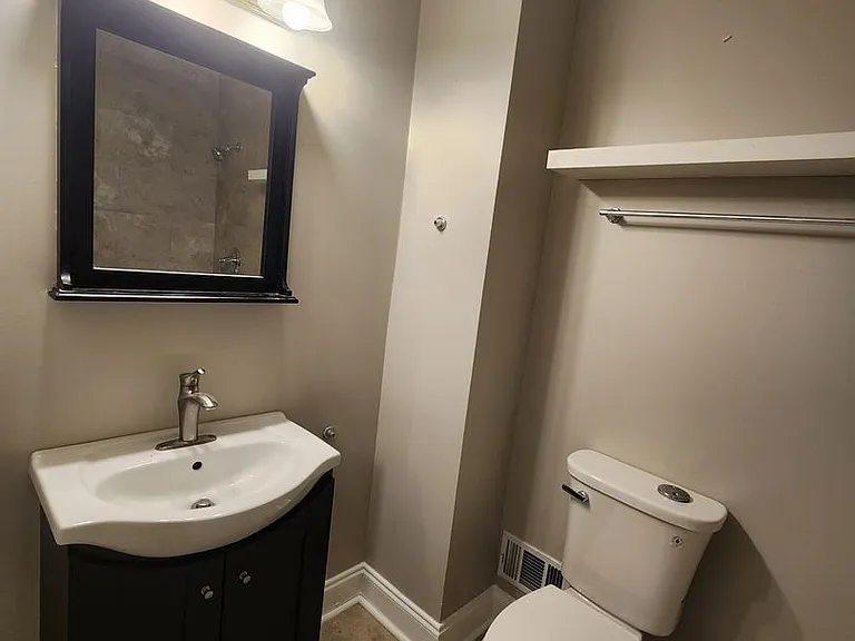5530 Galway Dr — Photo 10