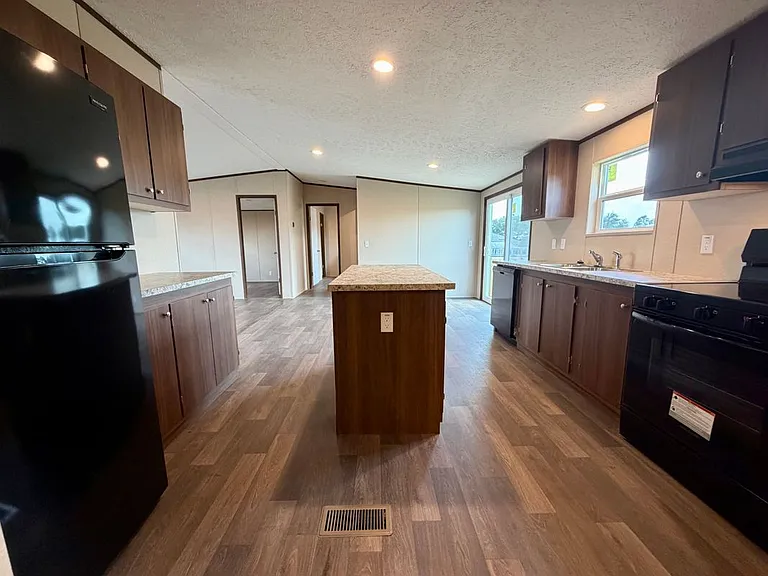 4507 Big Tank Rd — Photo 5