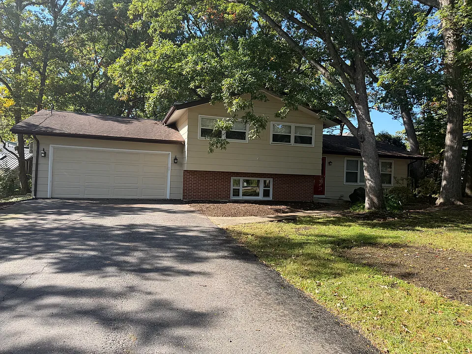 3620 Sterling Rd