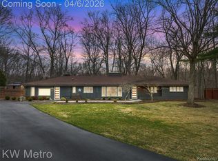 25500 Waycross, Southfield, MI