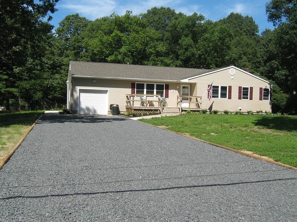 2nd image of 16 Forest Ln