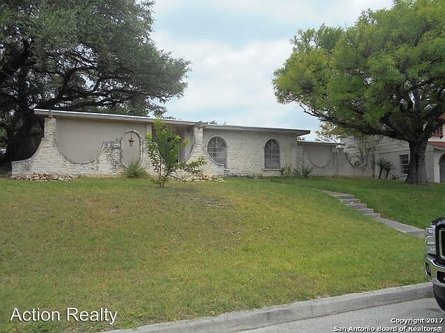 1st image of 4031 Mount Laurel Dr