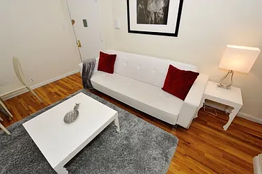 Rented by Eisenberg Exclusives