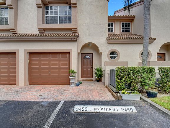 Home For Sale In Coral Lake