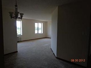 2nd image of 75 Kristin Cir APT 626