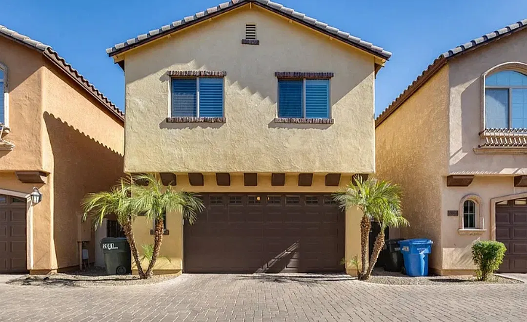 4 bed, 1728 sqft, $2,450 — Photo 3