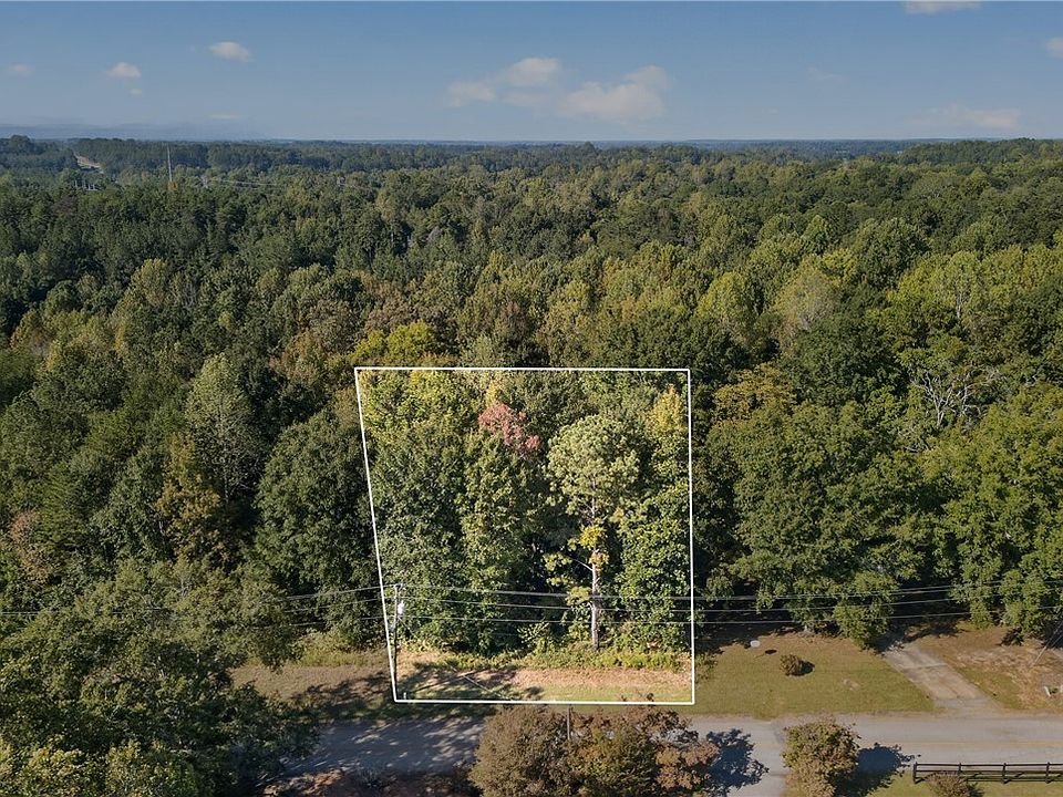 1st image of 120 Hawk Blvd