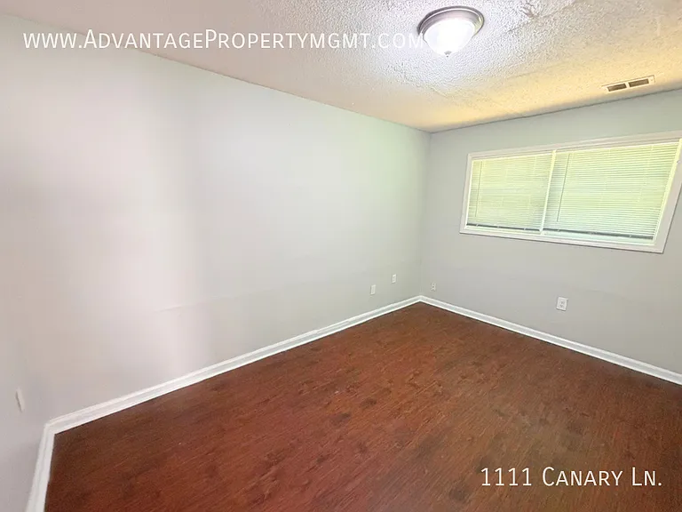 1111 Canary Ln — Photo 7