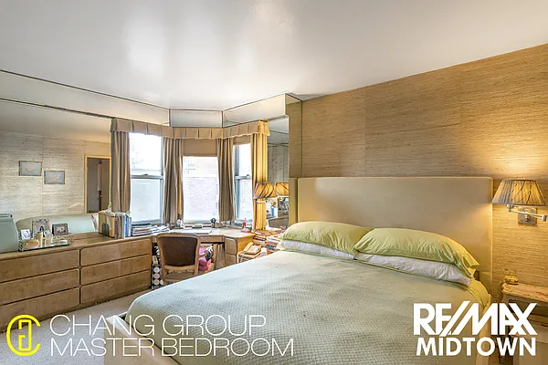 Sold by RE/MAX Midtown | media 16