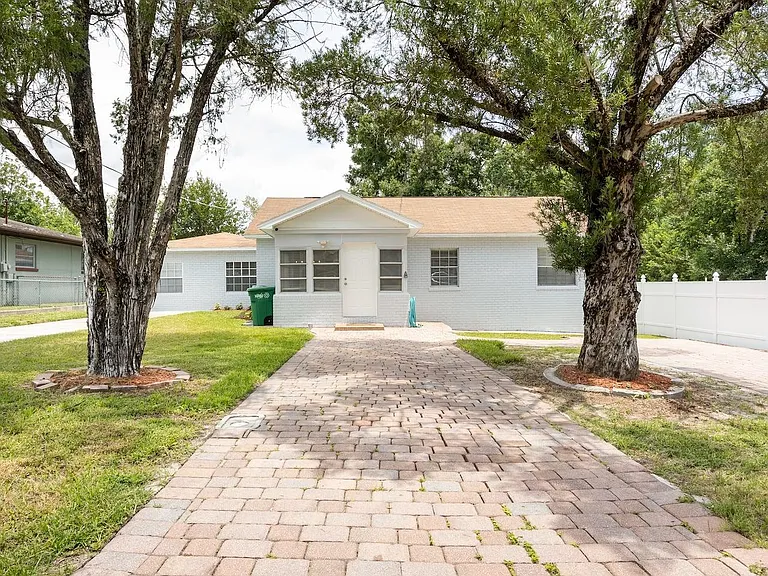 2109 W Cordelia St — Photo 19