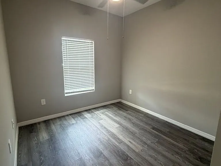 5416 Bristo St #5416 — Photo 5