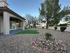 4th image of 10301 Broom Hill Dr