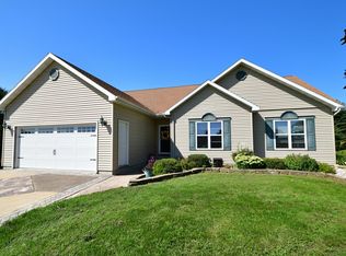W886 North Ct, Green Lake, WI 54941