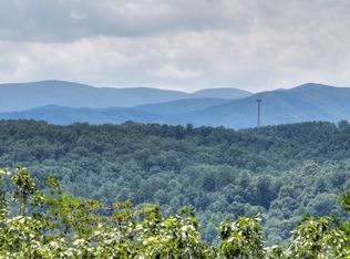 31 Rolling Hills Dr, Morganton, GA 30560