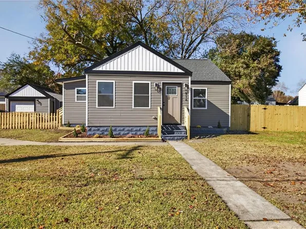 816 Gay Ave, Portsmouth, VA 23701