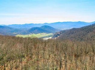 2 Oak Ridge Trl, Black Mountain, NC 28711