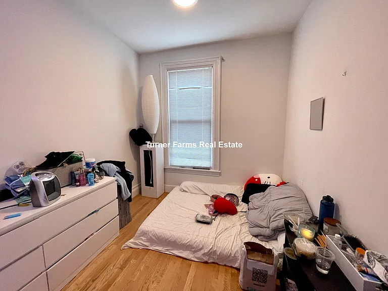 38 Newton St #2A — Photo 10