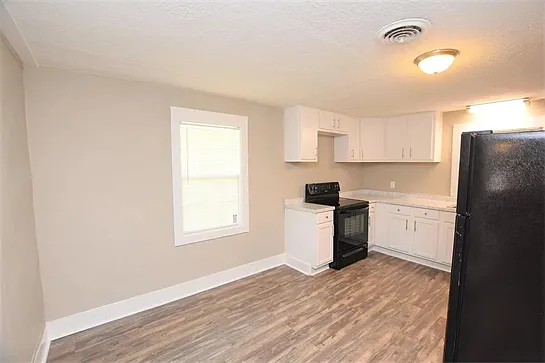 2 bed, $975 — Photo 4