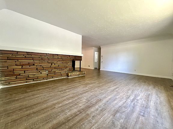 3rd image of 7710 Nancy Dr