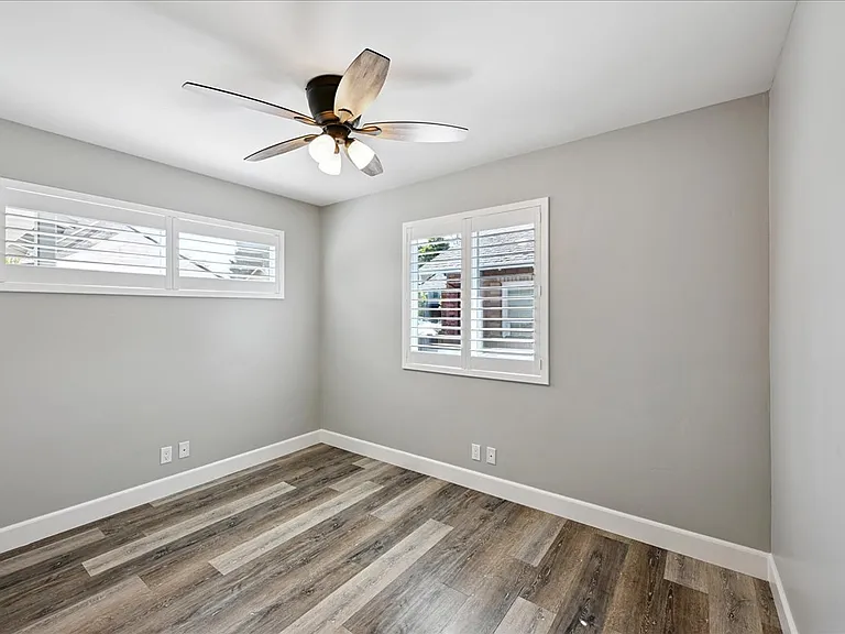 205 Grove St — Photo 21