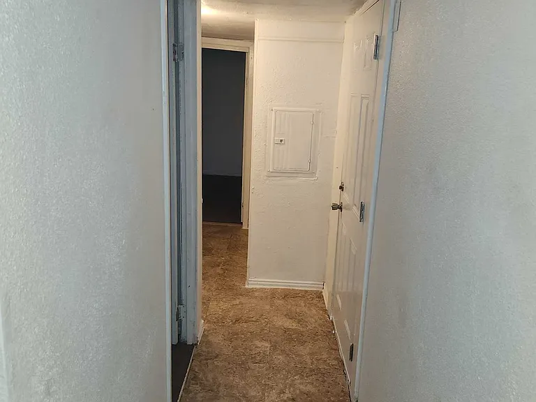 11202 Private Road 6104 — Photo 13