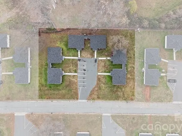 2213 Alma Ct, Charlotte, NC 28206